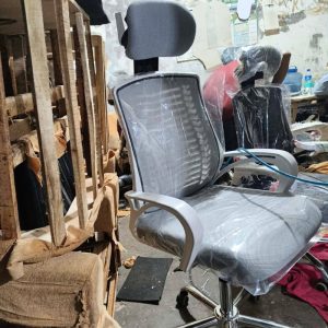 V Mesh Excutive Chair (Full Gray)
